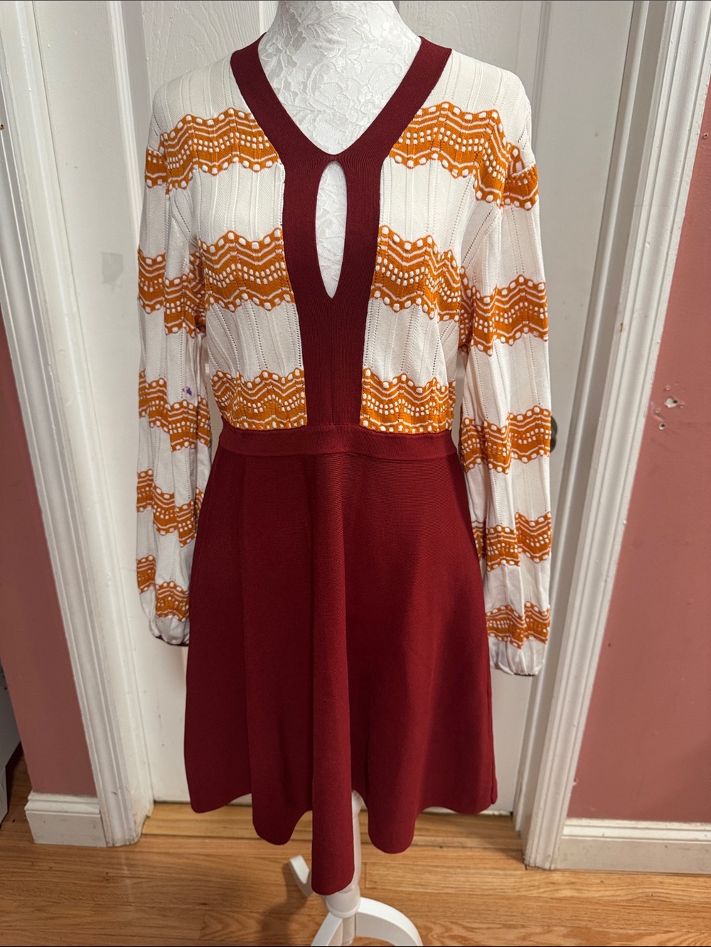 Karen Millen Maroon and White Knit Dress with Mustard Wave Detail NWOT